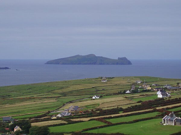 an island in the ocean 4 day trips from Cork City