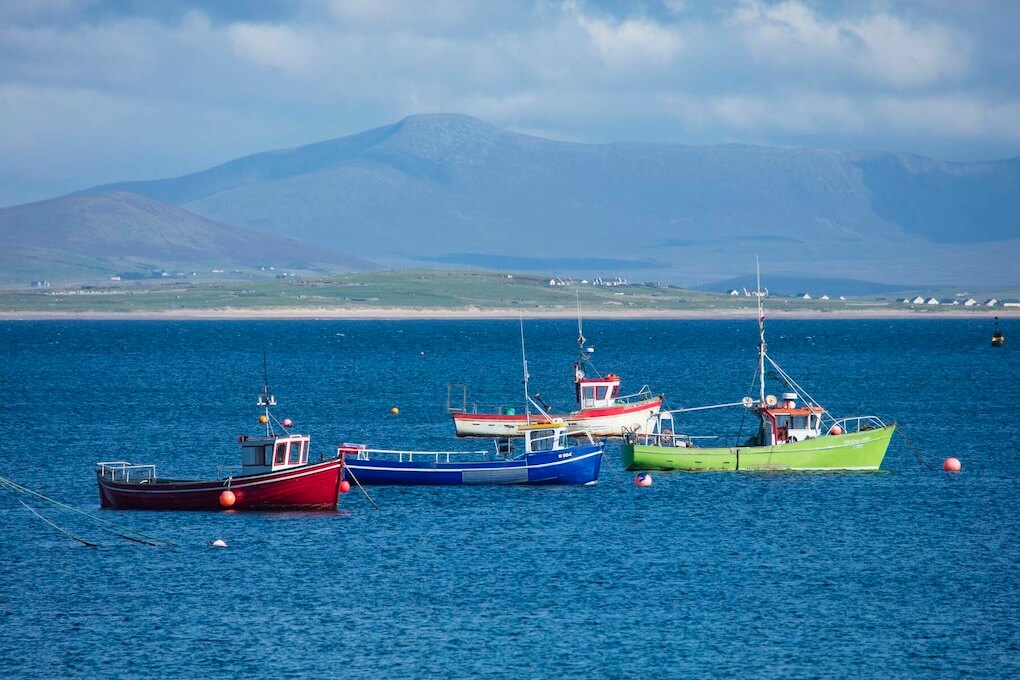 boats in the sea 5 unmissable County Mayo activities