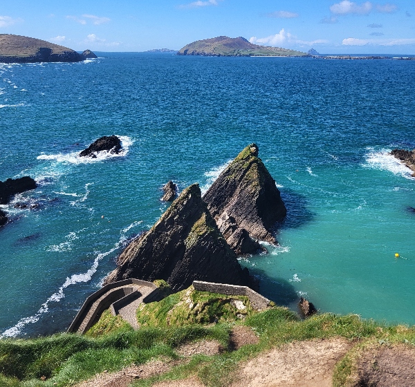 a path leading to the sea bespoke Ireland tours