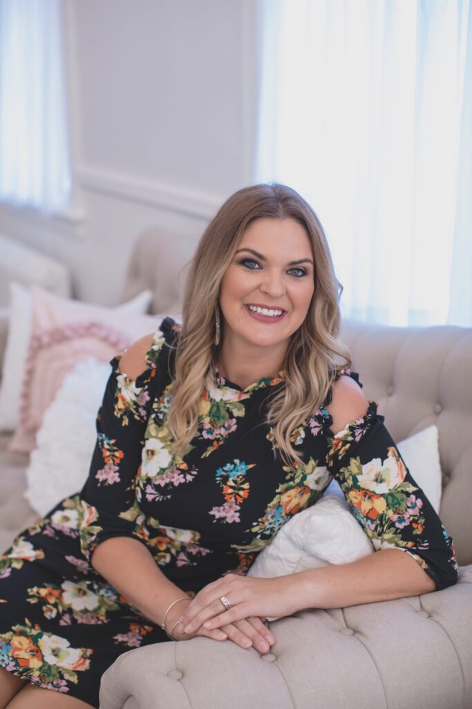 a woman smiling The Ireland ravel Business Network List